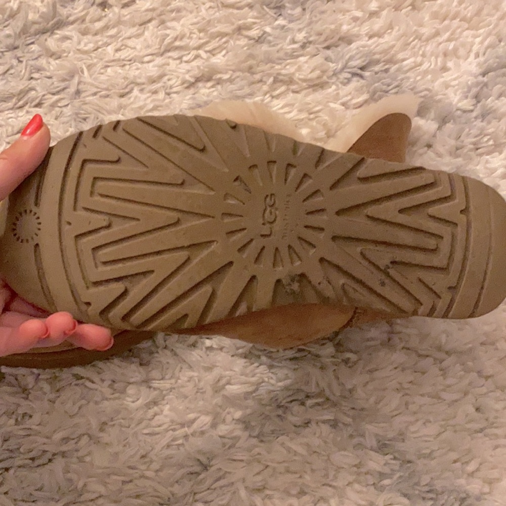 UGG 👢boots bailey button 2 boots II chestnut suede reversible fur women’s sz 8! - Picture 11 of 14